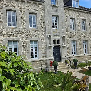 Appartement Le Parisien Prive En Duplex Avec Acces Jacuzzi A 10min Des Plages, Lanhouarneau